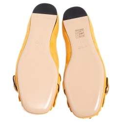 مملوكة مسبقًا Gucci Yellow Suede GG Marmont Fringe Detail Ballet Flats Size 37