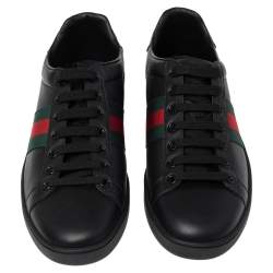 Pre Owned حذاء رياضي غوتشي أيس تفاصيل ويب حافة جلد تمساح وجلد أسود مقاس 39