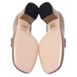 Pre Owned حذاء كعب عالي غوتشي كعب عريض مزخرف سلسلة سيلفي جلد بيج مقاس 39