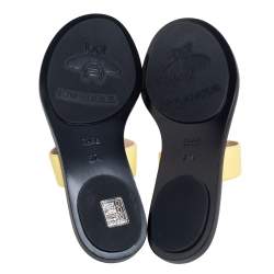 Pre Owned Gucci Yellow Leather GG Marmont Thong Flat Sandals Size 37.5