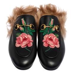 Pre Owned حذاء سلايد غوتشي برينستاون جلد مطرز مورد و بطانة فرو أسود مقاس 39