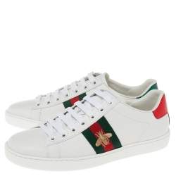 Pre Owned حذاء رياضي غوتشي جلد أبيض أيس مزخرف نحل عنق منخفض مقاس 36.5