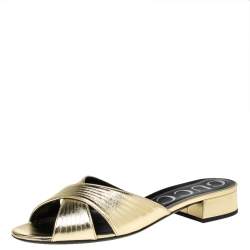 مملوكة مسبقًا Gucci Gold Leather Crisscross Slide Sandals Size 39.5