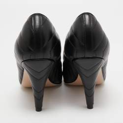 Pre Owned Gucci Black Matelasse Leather Pumps Size 38.5