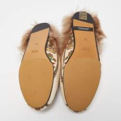 مملوكة مسبقًا Gucci Beige Canvas and Fur Princetown Mules Size 36