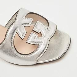 Pre Owned Gucci Silver Leather Cut Out Interlocking G Slide Sandals Size 36