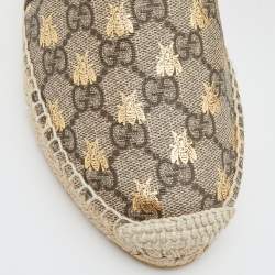 Pre Owned Gucci Beige/Black GG Supreme Canvas and Leather Bee Espadrilles Size 36