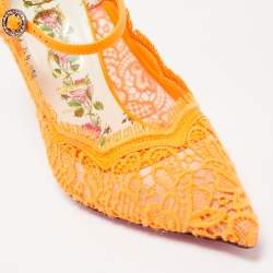 مملوكة مسبقًا Gucci Orange Fabric and Leather Virginia Mary Jane Pumps Size 38