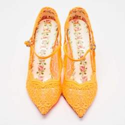 مملوكة مسبقًا Gucci Neon Orange Mesh and Lace Virginia Mary Jane Pumps Size 41