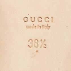 مملوكة مسبقًا حذاء باليرينا فلات غوتشي جلد ذهبي حرف جي مزين مقاس 38.5