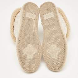 Pre Owned Gucci Cream/Silver Canvas and Shearling Fria Horsebit Ankle Boots Size 35.5