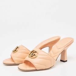 مملوكة مسبقًا Gucci Peach Pink Quilted Leather GG Marmont Open Toe Slide Sandals Size 38