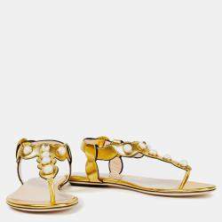 Gucci Gold Leather Flat Sandals 40.5