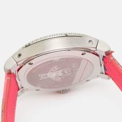Gucci Black Stainless Steel Floral Print Calfskin Leather Dive YA136326 Women's Wristwatch 40 mm