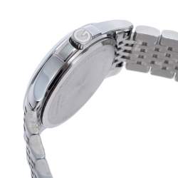 Gucci Mother of Pearl Stainless Steel Diamonds G-Timeless 126.5 Women's Wristwatch 27 mm