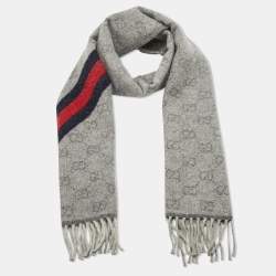 مملوكة مسبقًا وشاح غوتشي صوف محبوك بشعار GG الرمادي مع شراشيب