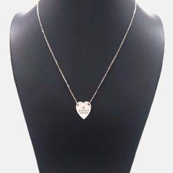 Pre Owned Gucci Silver Heart Chain Necklace