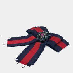 مملوكة مسبقًا بروش غوتشي شريط حرير مطرز