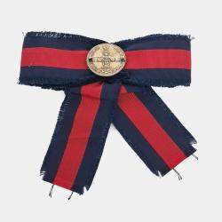 مملوكة مسبقًا بروش غوتشي شريط حرير مطرز