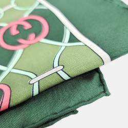 Pre Owned Gucci Green silk scarf