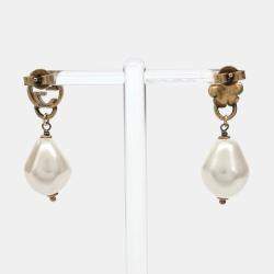 Pre Owned Gucci Gold Plated Metal earrings