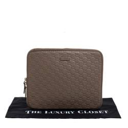 مملوكة مسبقًا Gucci Light Brown Guccissima Leather Laptop Zip Around Case