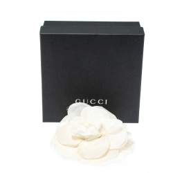 Pre Owned Gucci Off White Silk Flower Brooch