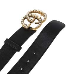 مملوكة مسبقًا حزام غوتشي إبزيم حرف جي مزدوج مزخرف لؤلؤ جي جي جلد أسود 100 سم