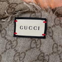 مملوكة مسبقًا وشاح غوتشي حرير ومودال مطبوع نمر بيج