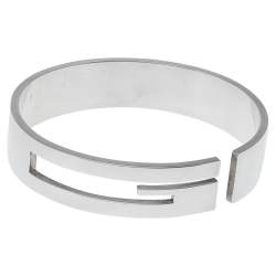 مملوكة مسبقًا Gucci Sterling Silver Logo Detail Bangle Bracelet