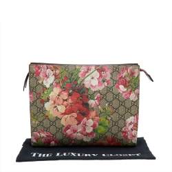 مملوكة مسبقًا Gucci Beige/Brown GG Supreme Canvas Blooms Cosmetic Case