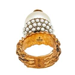 Pre Owned Gucci  Faux Pearl Gold Tone Metal Ring Size 53
