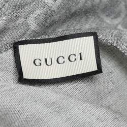 مملوكة مسبقًا وشاح غوتشي حرير شراشيب وصوف مونوغرامي جي جي رصاصي