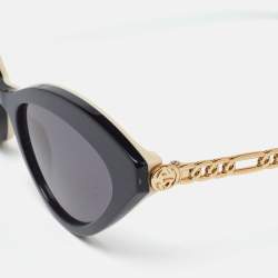 Pre Owned Gucci Black & Gold Tone/Grey GG0978S Charm Detail Cat-Eye Sunglasses