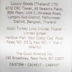 مملوكة مسبقًا جاكيت غوتشي بواجه أمامية بأزرار من قماش التويد مع نقشة الشيك بيج مقاس صغير - سمول