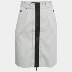 Pre Owned تنورة غوتشي قصير كوردروي رمادي فاتح مقاس صغير (سمول)