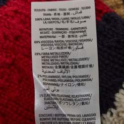 Pre Owned سترة غوتشي بيضاء مخططة ومحاكة بأسلاك لامعة مقاس كبير جدًا (إكس لارج)