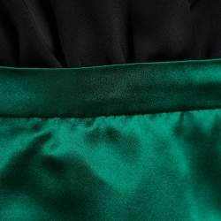 Pre Owned فستان غوتشي حرير أسود وأخضر زمردي بلا ظهر مزين قصات مفرغة أكمام طويلة مقاس متوسط (ميديوم)