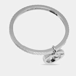 مملوكة مسبقًا خاتم تعويذة غوتشي جي جي ركض ذهب أبيض عيار 18 مقاس 51