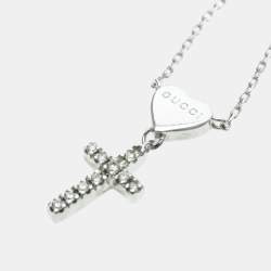 Pre Owned قلادة غوتشي صليب ألماس دلاية ألماس فضة ذهب أبيض عيار 18