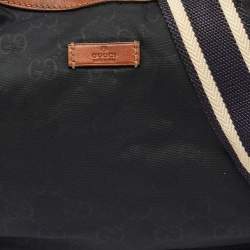مملوكة مسبقًا Gucci Navy Blue/Tan GG Nylon and Leather Hobo