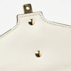 Pre Owned Gucci Off White Leather Mini Floral Patch Sylvie Top Handle Bag