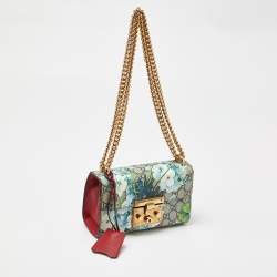 مملوكة مسبقًا حقيبة كتف غوتشي كانفاس جي جي سوبريم تيان متعدد الألوان صغيرة بقفل.