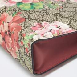 Pre Owned Gucci Multicolor GG Supreme Blooms Canvas and Leather Pouch