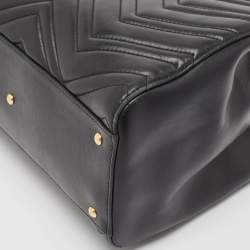 مملوكة مسبقًا حقيبة يد غوتشي جي جي مارمونت جلد ماتيلاس أسود صغيرة