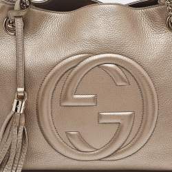 مملوكة مسبقًا حقيبة كتف غوتشي سوهو متوسطة سلسلة جلد لامع أحمر كرزي