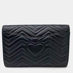Pre Owned Gucci Marmont Matelasse Clutch