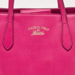 Pre Owned Gucci Fuchsia Leather Small Swing Tote