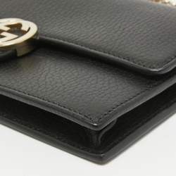 Gucci Black Leather Leather Interlocking G Wallet On Chain