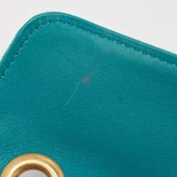 مملوكة مسبقًا Gucci Green Matelassé Velvet Small GG Marmont Shoulder Bag